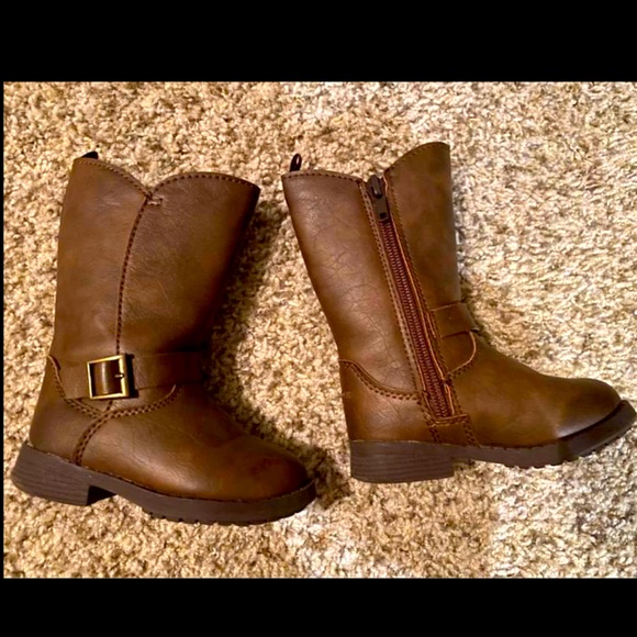 Brown OshKosh Boots - Picture 1 of 3